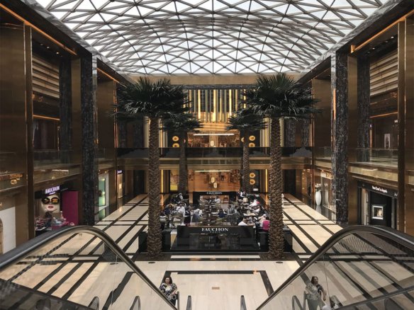 The Hidden Power of Unit Positioning: Why Two Shops in the Same Mall Perform Differently